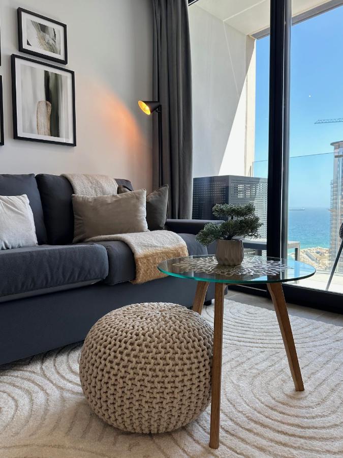 E1 Presidential Studios On High Floor With Stunning Sea Views ยิบรอลตาร์ ภายนอก รูปภาพ