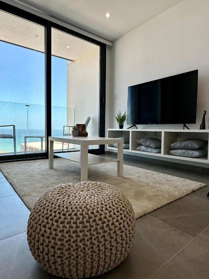 E1 Presidential Studios On High Floor With Stunning Sea Views ยิบรอลตาร์ ภายนอก รูปภาพ